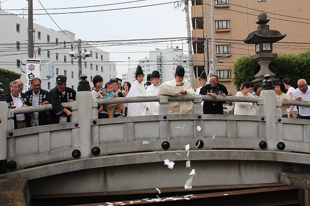 人形流し 人形流し