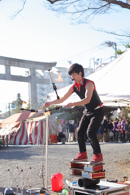 大道芸人かかし君