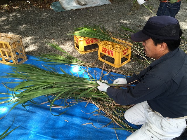 茅の輪作業2 茅の輪作業2