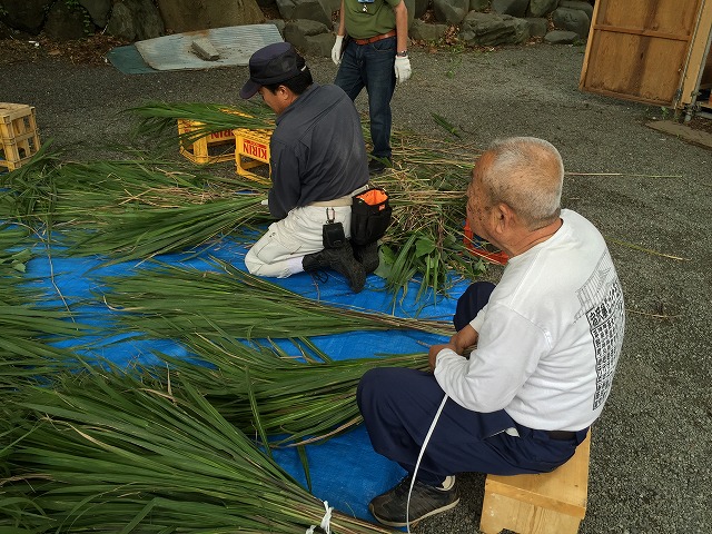 茅の輪作業4 茅の輪作業4