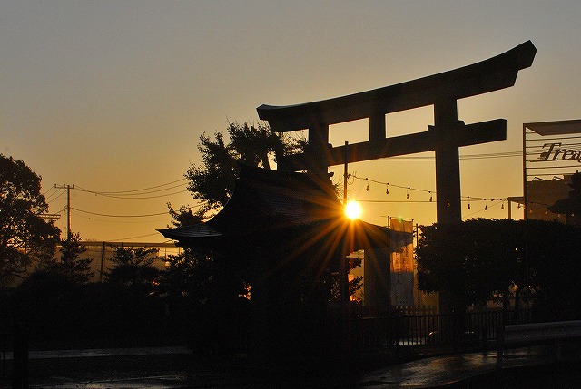 %e5%a4%a7%e9%b3%a5%e5%b1%85%e3%81%8b%e3%82%89%e6%97%a5%e3%81%ae%e5%87%bas