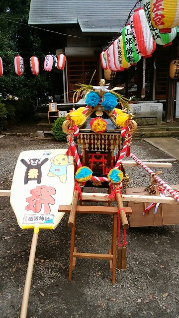 氏子の方が手作りされたお神輿