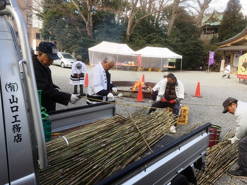 どんど焼き準備1