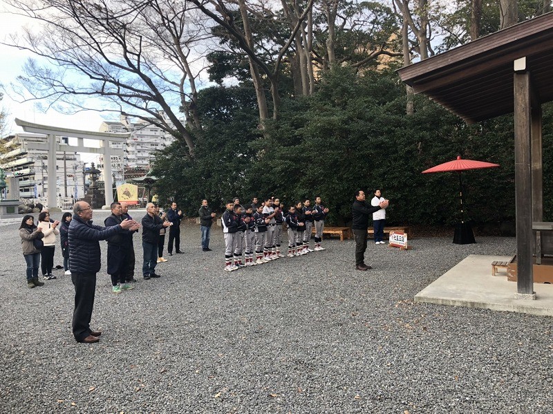 境内清掃　お参り