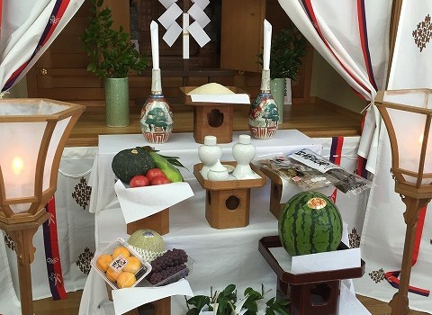 諏訪町諏訪神社　祭壇